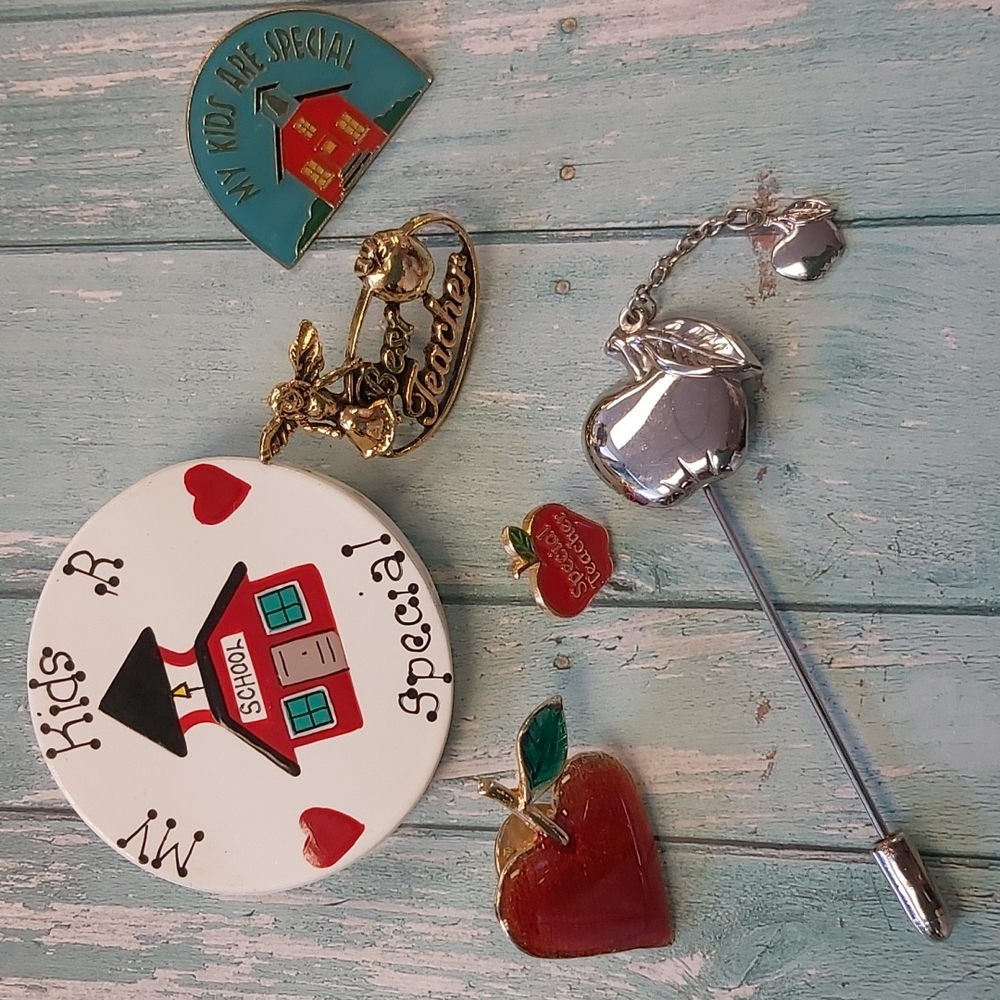 🕰 Vintage Teacher's Pins